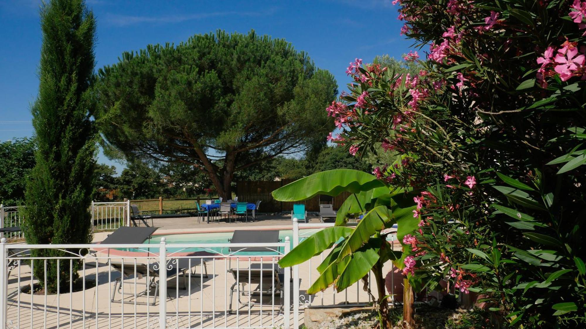 Les Gites De Bellevue Nueil-sous-les-Aubiers Extérieur photo